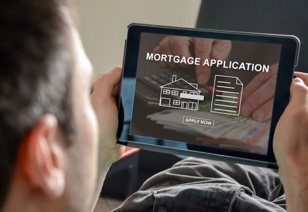 Apply For a Mortgage the Right Way: 5 Mistakes to